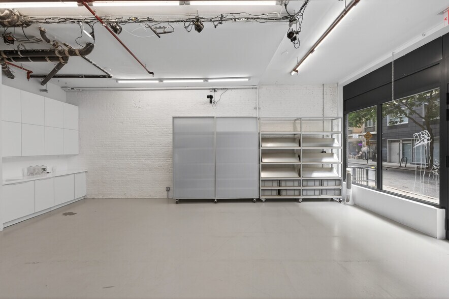 More Photos Of 49 Orchard St, New York Apartments For Sale