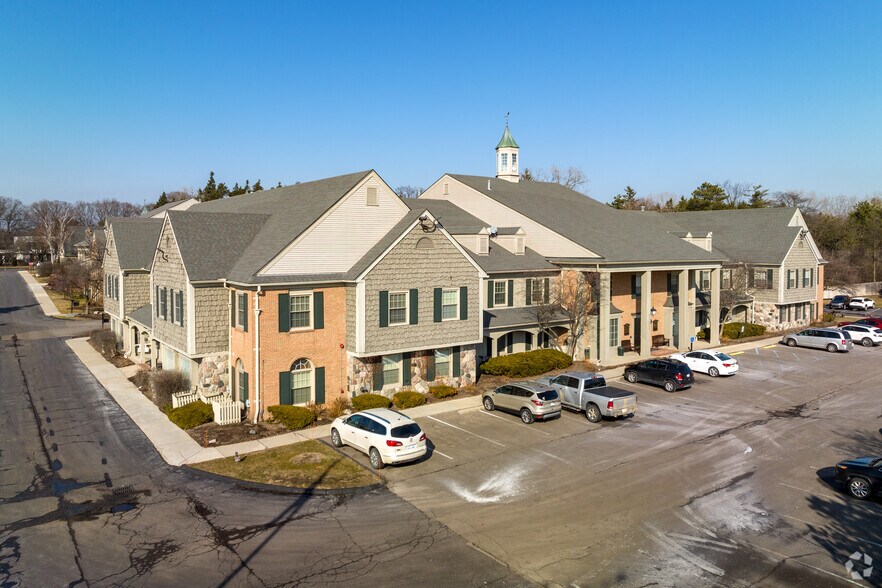 More Photos Of 31000 Telegraph Rd, Bingham Farms Medical For Lease