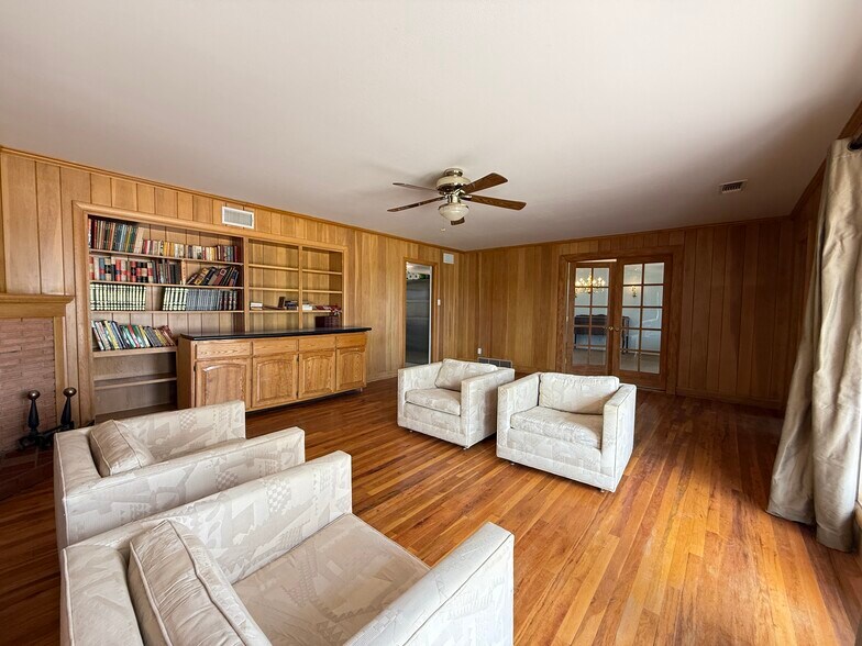 More Photos Of 8610 HWY 17, Balmorhea Specialty For Sale