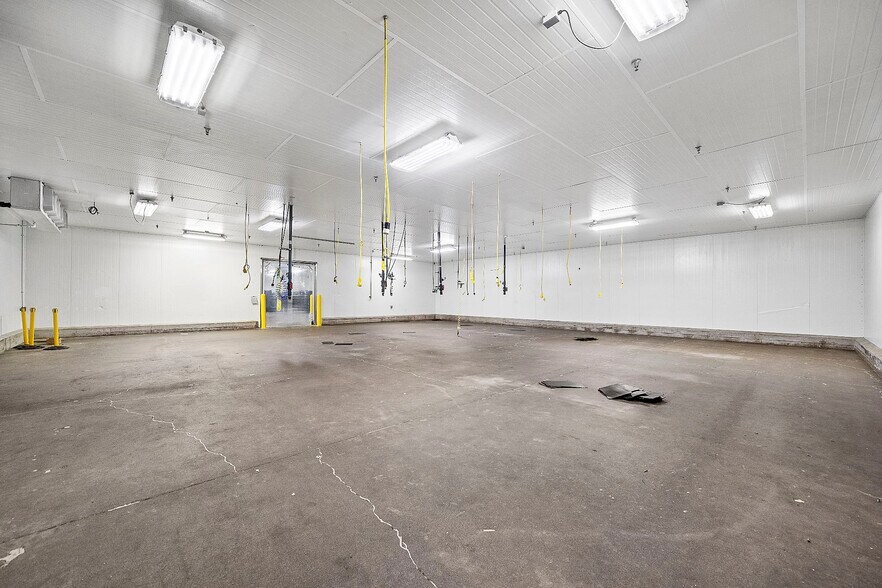 More Photos Of 333 N Euclid Way, Anaheim Food Processing For Lease