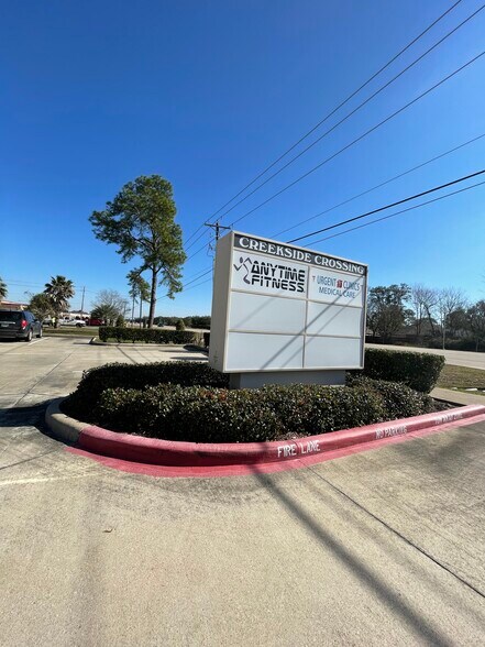 More Photos Of 4420 W Main St, League City Unknown For Lease
