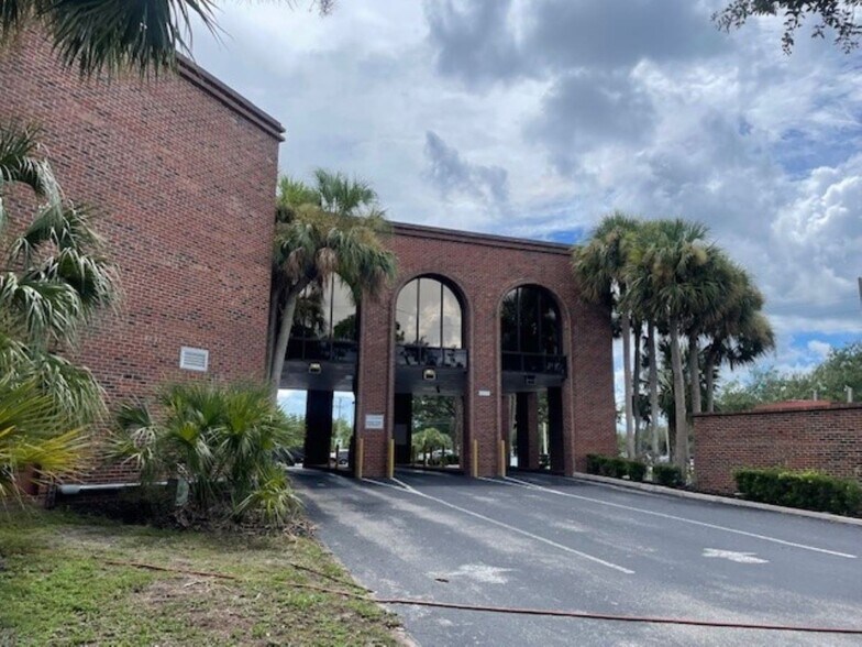 More Photos Of 1600 Tamiami Trl, Port Charlotte Office For Lease