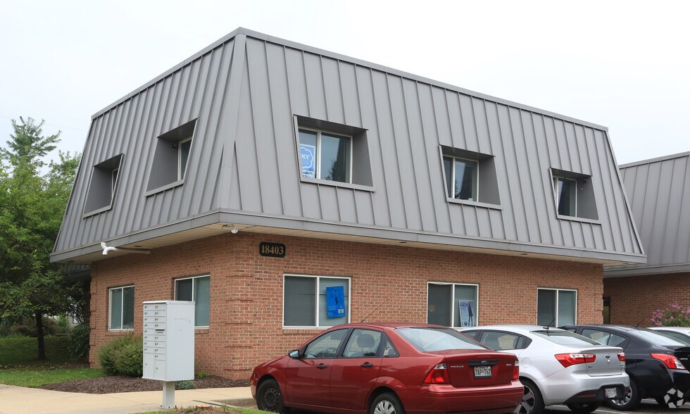 More Photos Of 18401-18403 Woodfield Rd, Gaithersburg Office For Lease