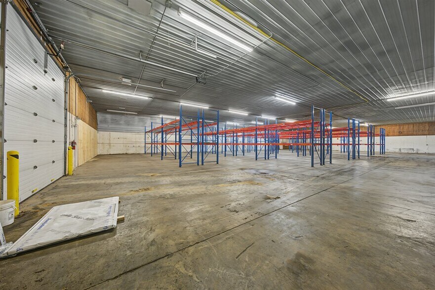 More Photos Of 211 Toro Rd, Tomah Warehouse For Lease