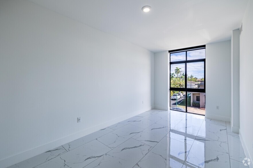 More Photos Of 1 Curtiss Pky, Miami Springs Apartments For Sale