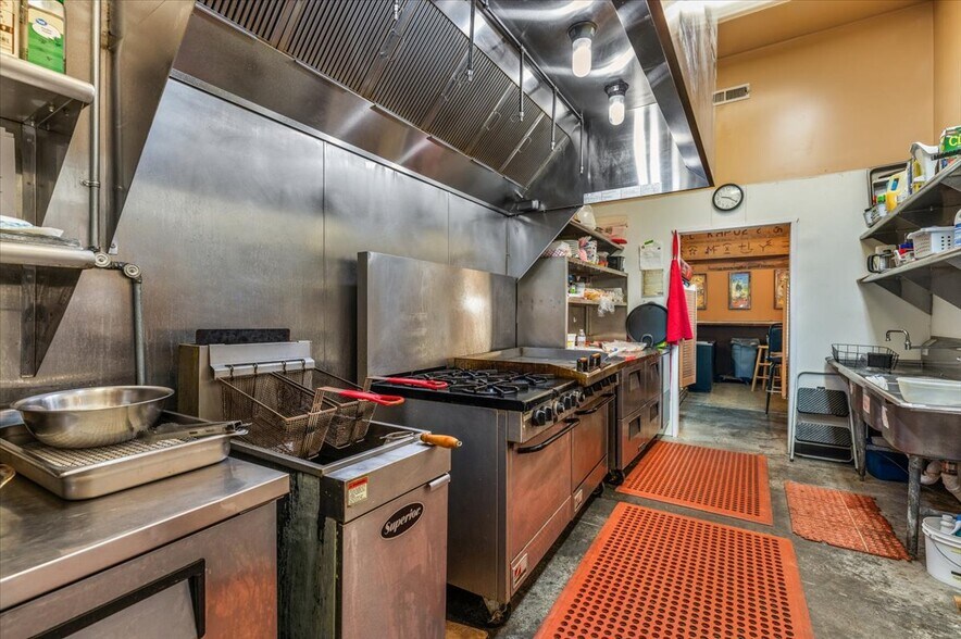 More Photos Of 17500 Hwy 34, Enning Storefront For Sale