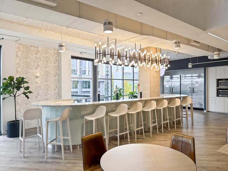 More Photos Of 800 Maine Ave SW, Washington Coworking Space