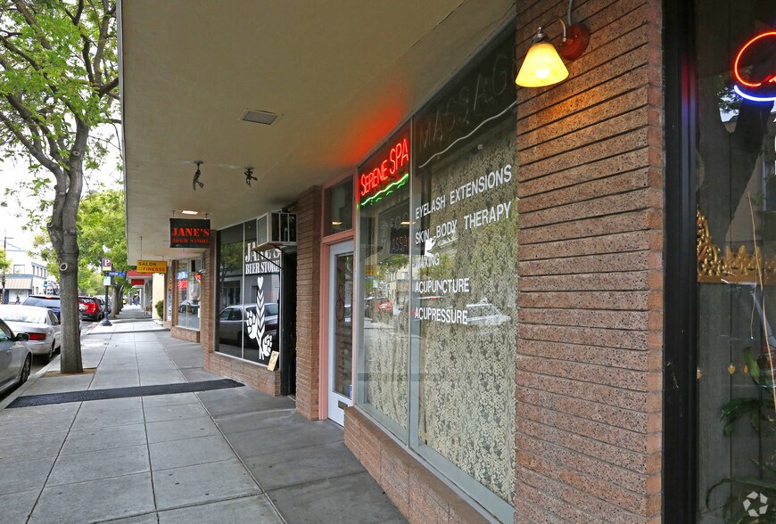 More Photos Of 702-738 Villa St, Mountain View Storefront For Lease