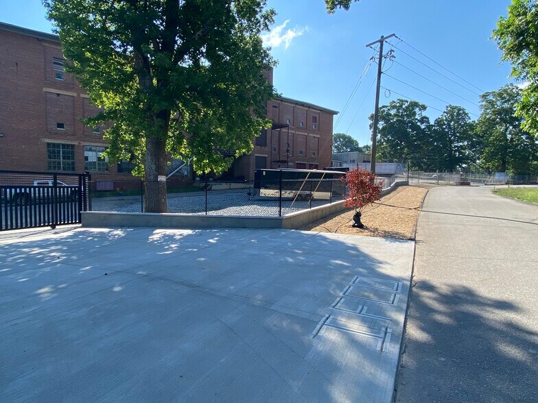 More Photos Of 200 Barrett St, Monroe Warehouse For Lease