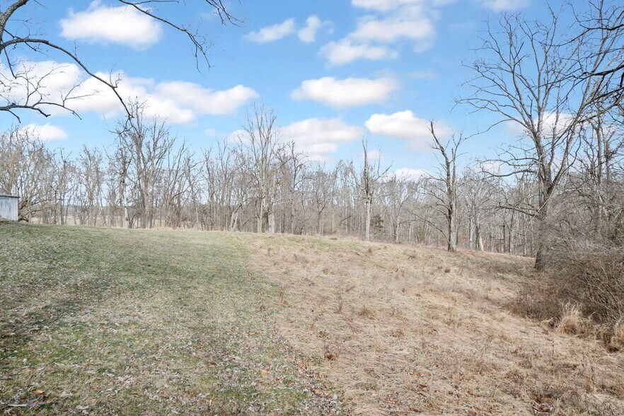 More Photos Of 1409 S English Station Rd, Jeffersontown Land For Sale