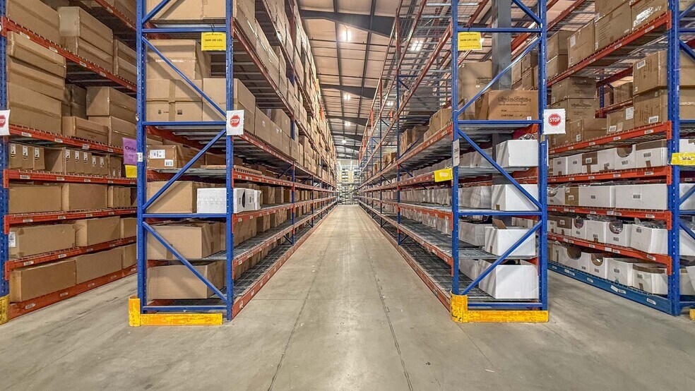 More Photos Of 8175 Dallas Dr, Kamloops Warehouse For Lease