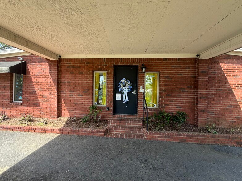 More Photos Of 1816 Hinson Loop Rd, Little Rock Daycare Center For Sale