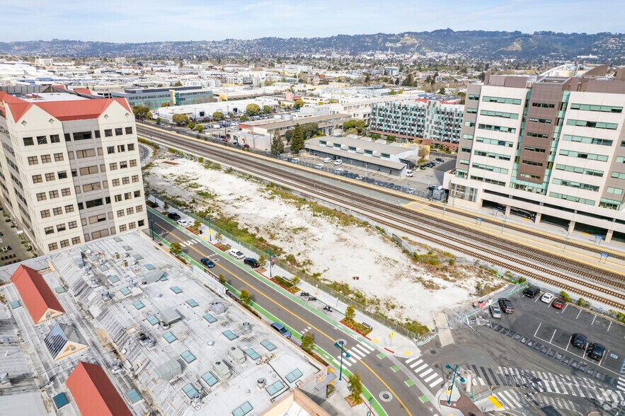 More Photos Of 5959 Shellmound St, Emeryville Unknown For Lease