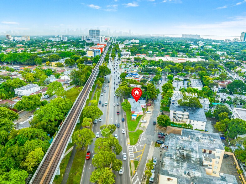 More Photos Of 3250 S Dixie Hwy, Miami Medical For Sale