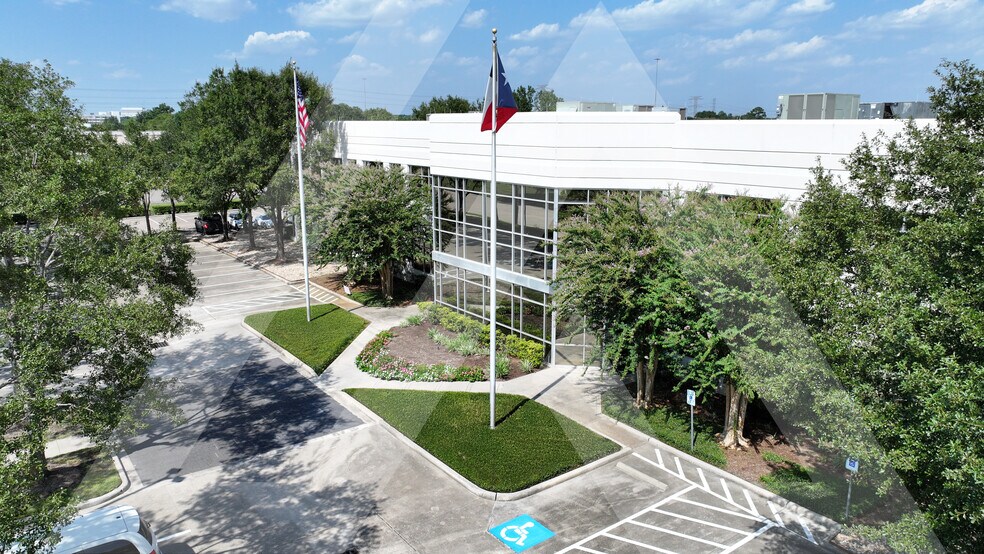 More Photos Of 10750 Hammerly Blvd, Houston Office For Lease