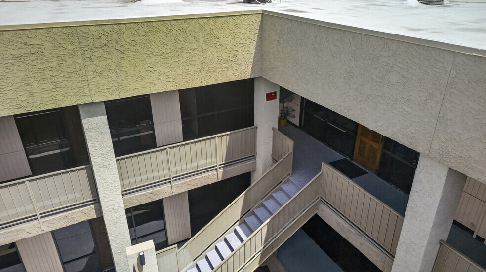 More Photos Of 2920 N 24th Ave, Phoenix Office For Sale