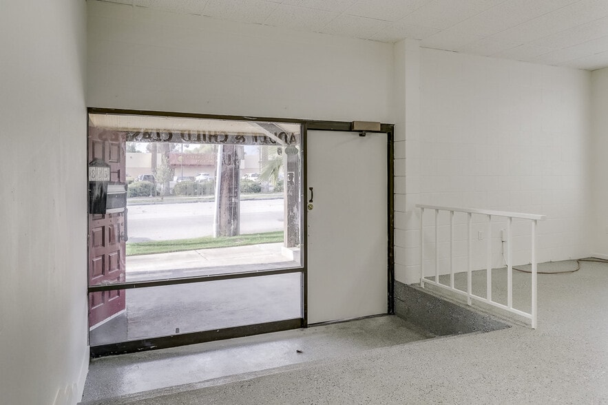 More Photos Of 823 W Colton Ave, Redlands Storefront For Lease