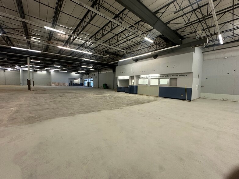 More Photos Of 124 Winchester Dr, West Point General Retail For Sale