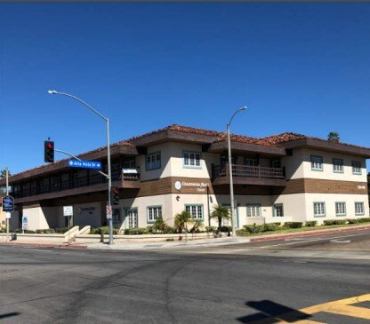 More Photos Of 138-140 Civic Center Dr, Vista Medical For Sale