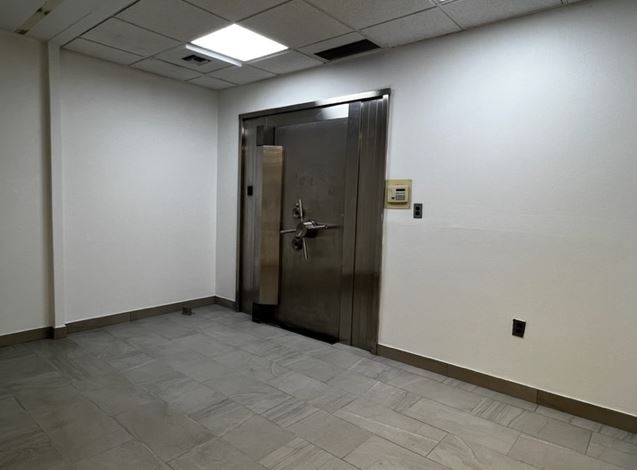 More Photos Of 2025 Rawsonville Rd, Belleville Bank For Lease