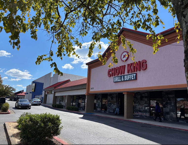 More Photos Of 2500 Cobb Pky SE, Smyrna Unknown For Lease