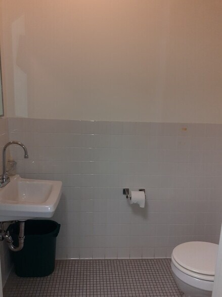 More Photos Of 505 NYS RTE 208, Monroe Office For Sale