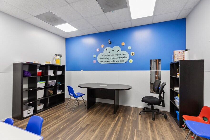 More Photos Of 12101 Grant Rd, Cypress Medical For Sale