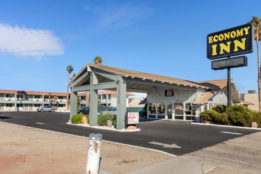 Primary Photo Of 1243 E Main St, Barstow Hotel For Sale