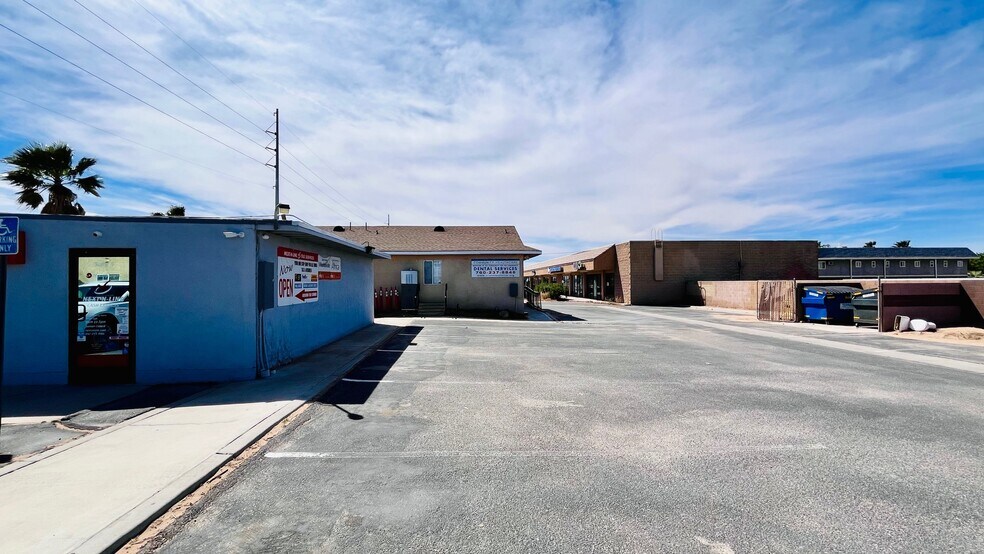 More Photos Of 11328 Bartlett Ave, Adelanto Office For Sale