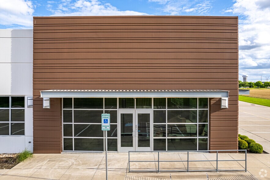 More Photos Of 5625-5633 W Spring Creek Pky, Plano Unknown For Lease