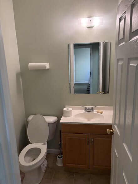 More Photos Of 1049-1085 E Terra Ln, O'Fallon Office For Lease