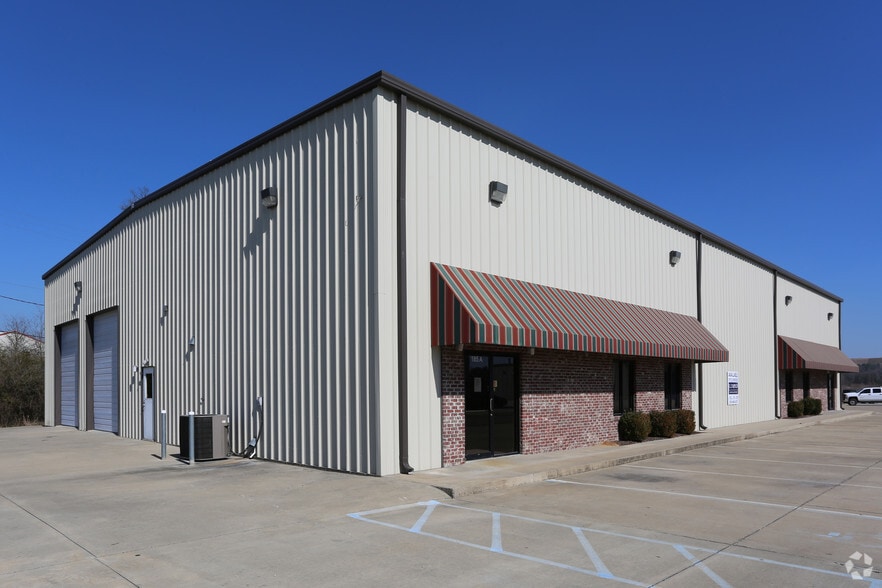 Primary Photo Of 185 Scotland Dr, Alabaster Unknown For Lease