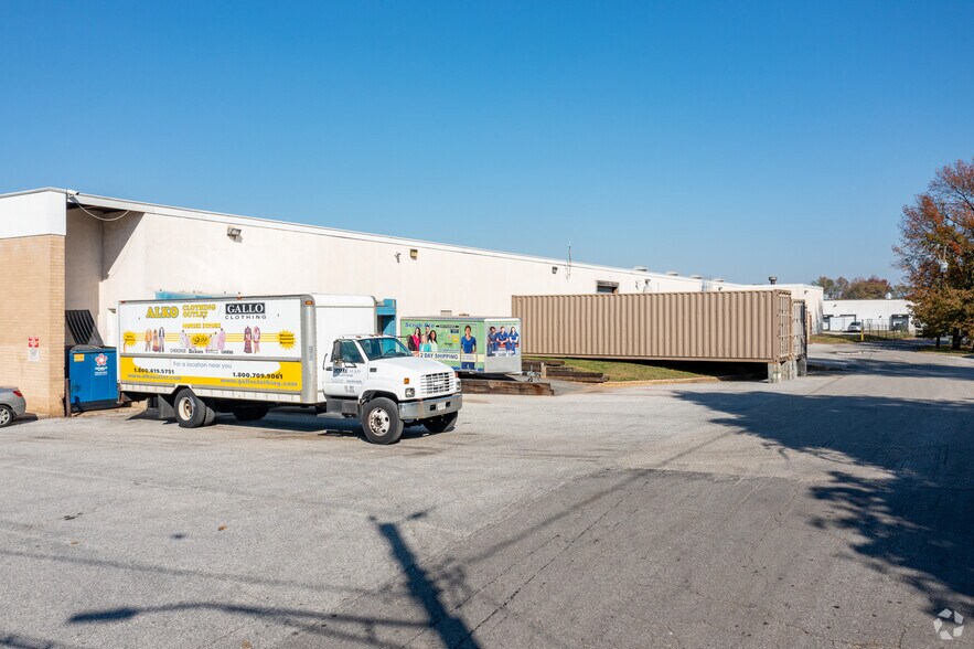 More Photos Of 8801 Kelso Dr, Essex Distribution For Lease