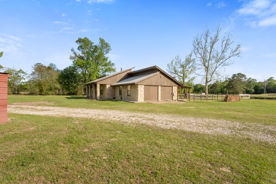 More Photos Of 246 County Road 385, Cleveland Land For Sale