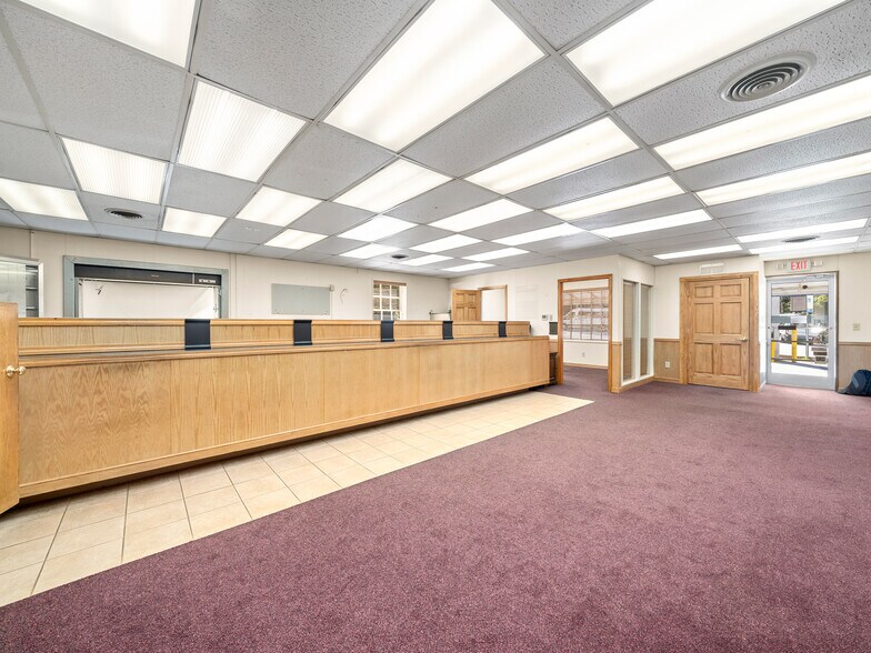 More Photos Of 108 E Main St, Saluda Bank For Sale