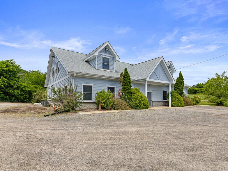 More Photos Of 14 Mimidis Ln, Swannanoa Office For Sale