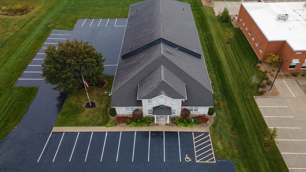 More Photos Of 1186 S State Route 157, Edwardsville Loft Creative Space For Sale