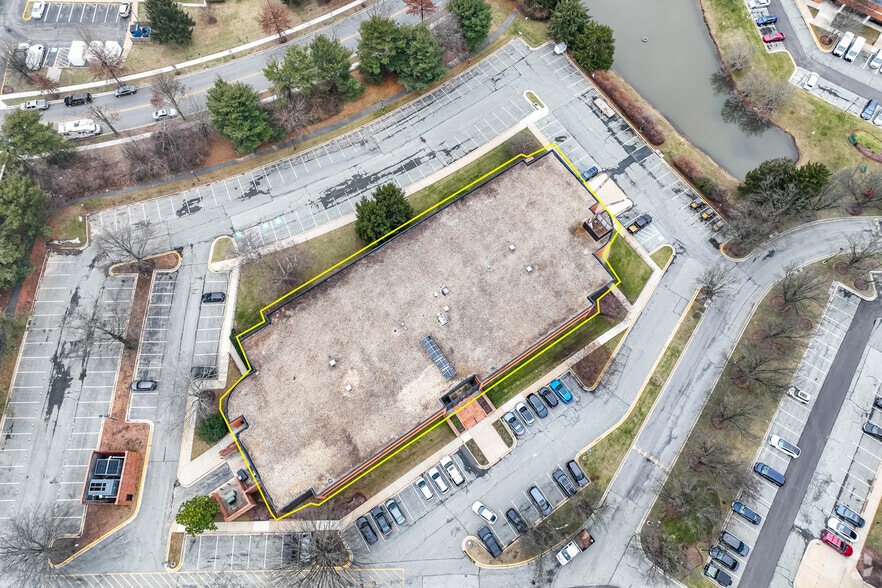 More Photos Of 40 W Gude Dr, Rockville Office For Sale