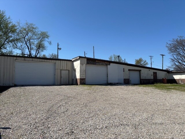More Photos Of 702 S 7th St, Boonville Warehouse For Sale