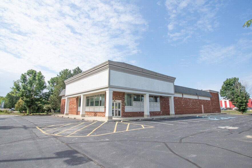 Primary Photo Of 601 W Sagamore Pky, West Lafayette General Retail For Lease