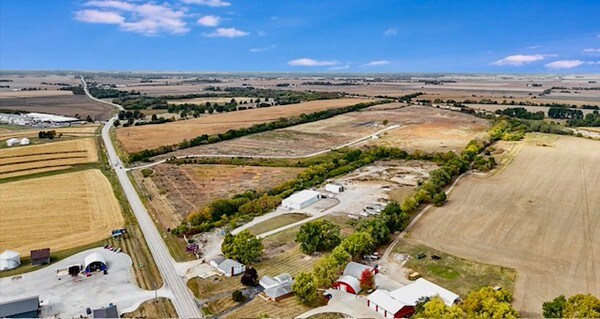 More Photos Of 3612 W Bloomington Rd, Champaign Truck Terminal For Sale