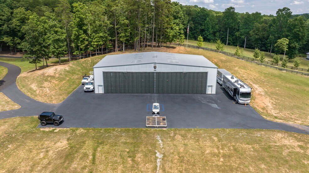 More Photos Of 2200 Martins Ford Rd, Dahlonega Specialty For Sale