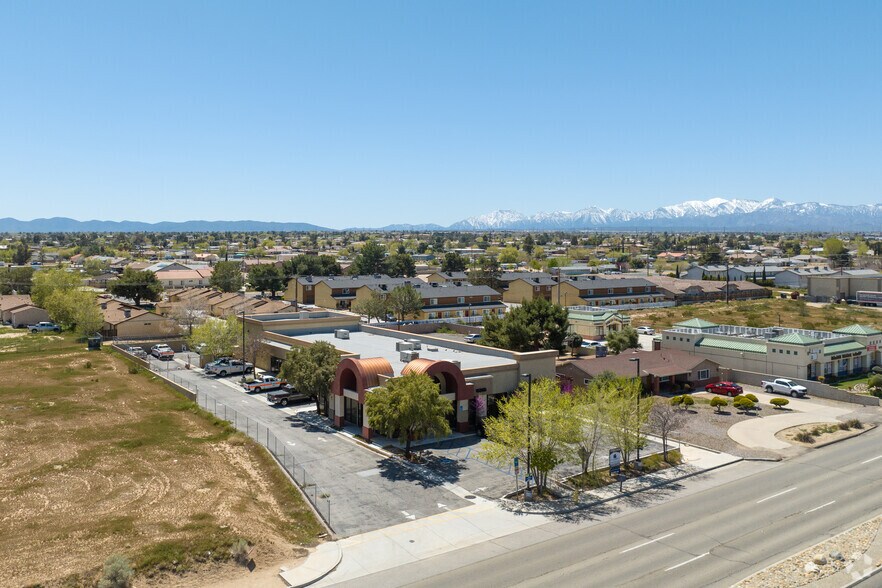 More Photos Of 15255 Bear Valley Rd, Hesperia Freestanding For Sale