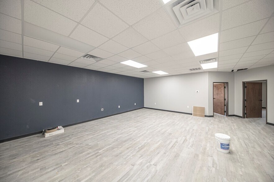 More Photos Of 16651 W Basin St, Odessa Industrial For Sale