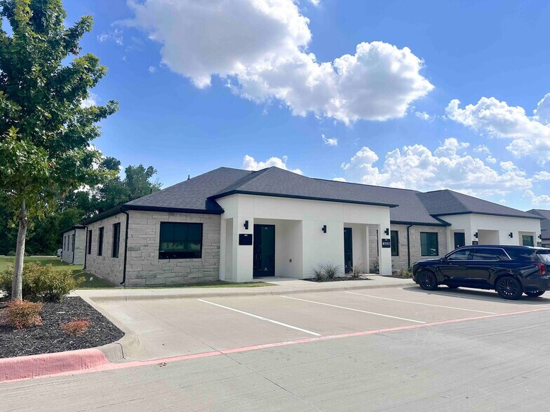 Primary Photo Of 3721 S Stonebridge Dr, McKinney Medical For Lease