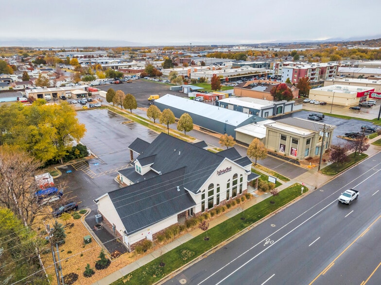 More Photos Of 737 N Main St, Springville Funeral Home For Sale