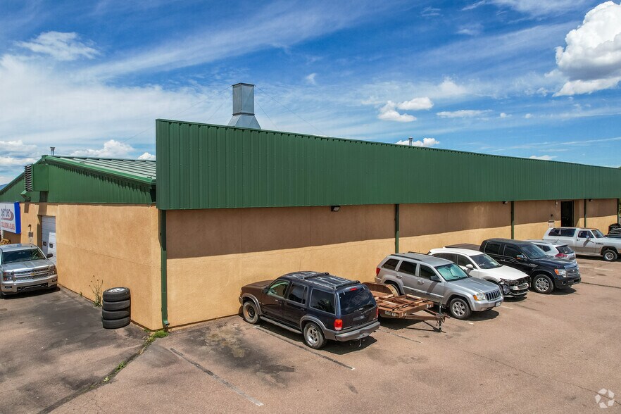 More Photos Of 10755-10759 Maltese Pt, Peyton Warehouse For Sale