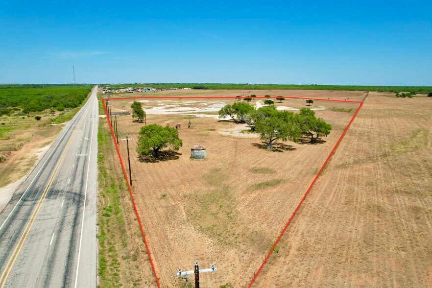 More Photos Of 12673 W Highway 97, Charlotte Land For Lease