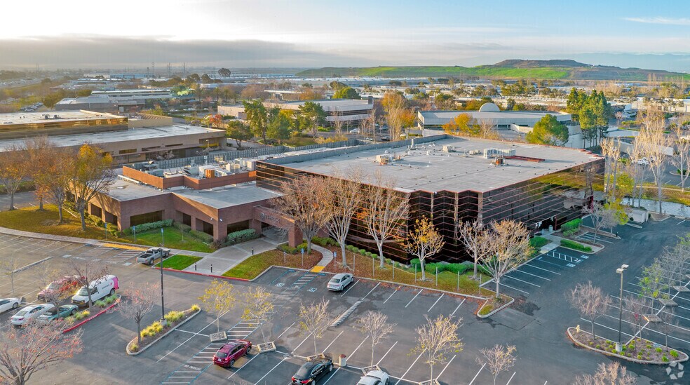 More Photos Of 47201 Lakeview Blvd, Fremont Research And Development For Lease