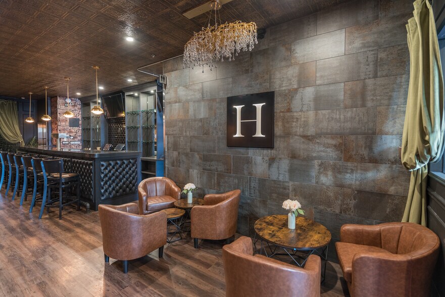 More Photos Of 1336 U St NW, Washington Bar For Lease